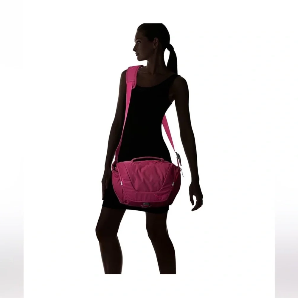 [LIKE NEW] Osprey Flapjill Courier 17L Messenger Bag - Picture 3 of 11